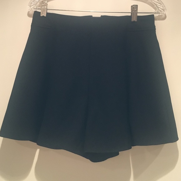 Pleated Culottes Short