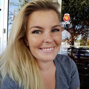 Meet your Posher, Leigh