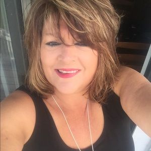 Meet your Posher, Charlene