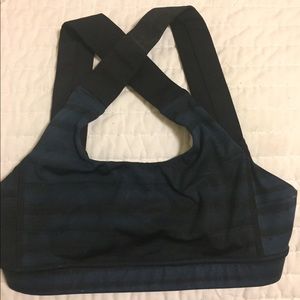 Lululemon black and navy all sport cross back bra
