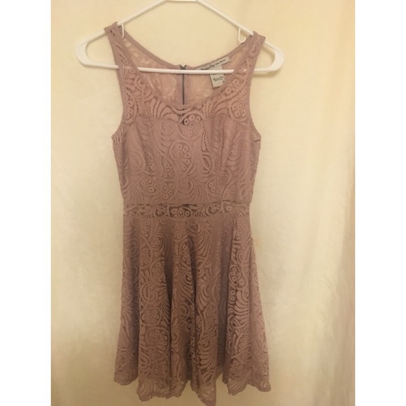 Rose lace dress