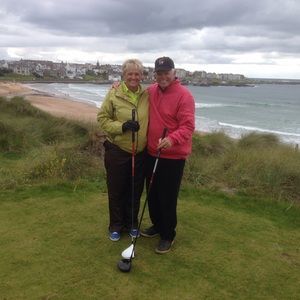 Meet your Posher, Lois