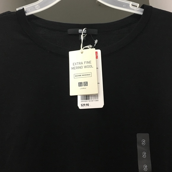 Uniqlo Extra fine crew neck
