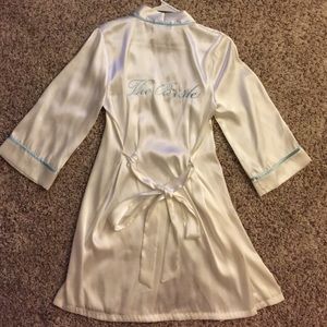 Bride robe