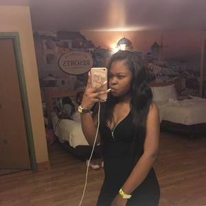 Meet your Posher, Samone