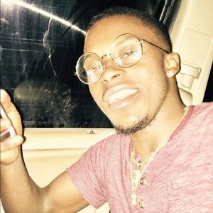 Meet your Posher, Thomas