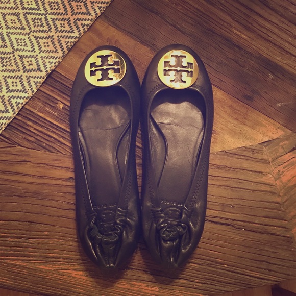 Black leather Tory Burch REVA Flats