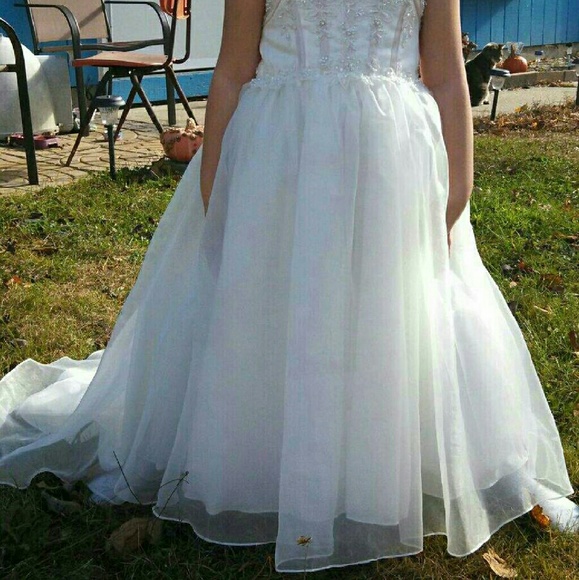 David's bridal flower girl dress with train size 3 - Picture 2 of 4