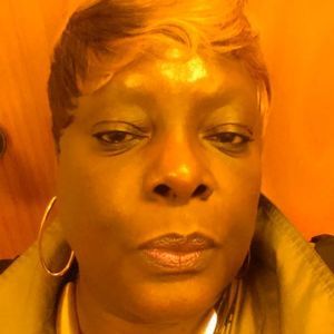 Meet your Posher, Louise