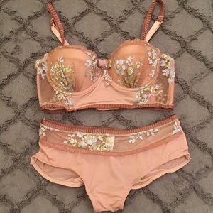Anthropologie Eloise Balconette Set