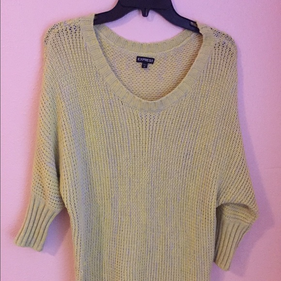 Yellow Express Sweater Size Medium chunky knit