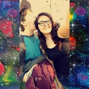 Meet your Posher, Deedee