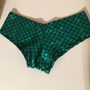 mermaid booty shorts