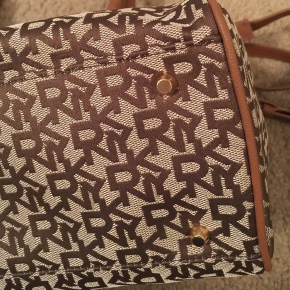 Final♥️DKNY brown heritage saffiano Canvas tote - Picture 3 of 4