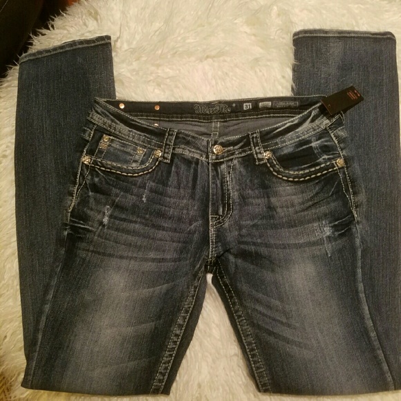 ❎SOLD❎NWT Miss Me Jeans - Picture 3 of 4