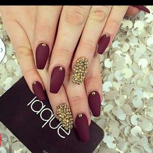 Meet your Posher, Yesenia