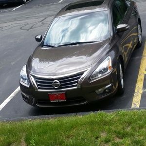 Meet your Posher, Joanelson