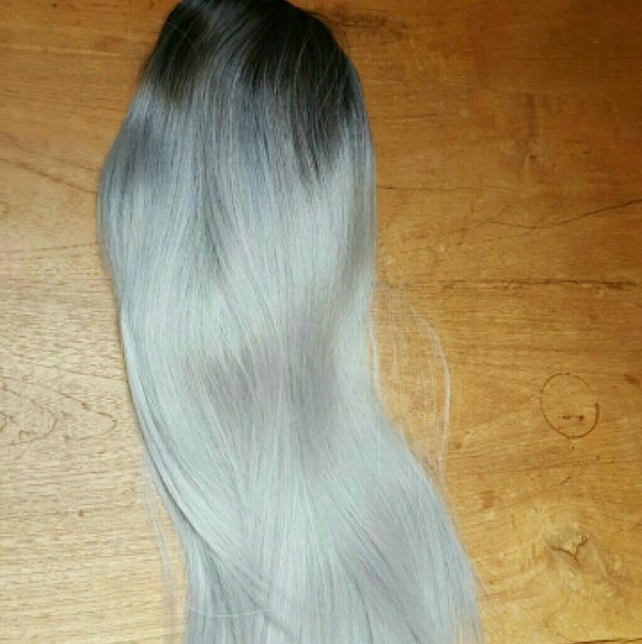 Gray Ombre Beauty Wig 20-24 inches!!