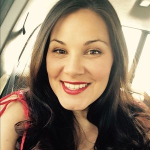 Meet your Posher, Aimee