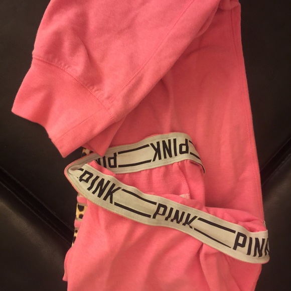 VS cheetah print pink logo sweats - Picture 3 of 3