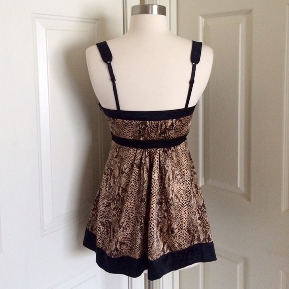 Bebe Silk Leopard Print Top - Picture 4 of 4