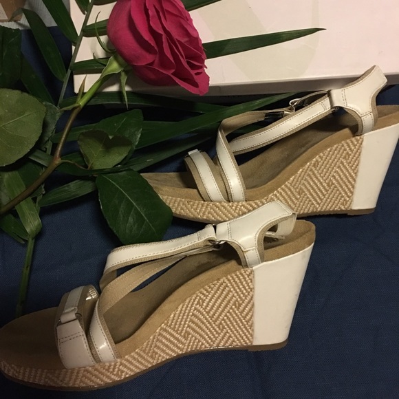 Style&co white wedges