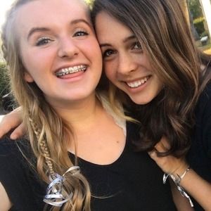 Meet your Posher, Claire