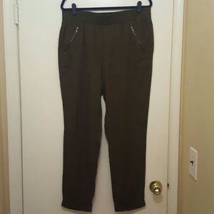 NWT JUICY COUTURE OLIVE GREEN PANTS!