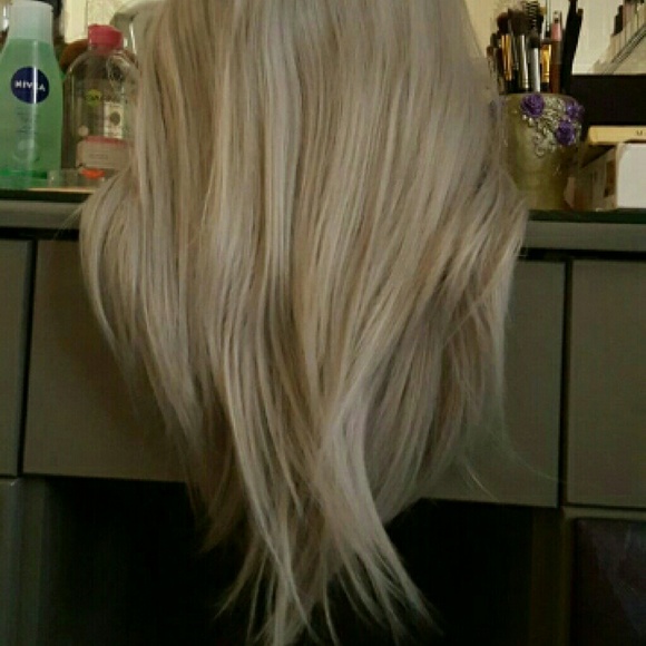 Ombre Blonde Wig 20-24 inches!