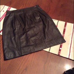 Leather skirt