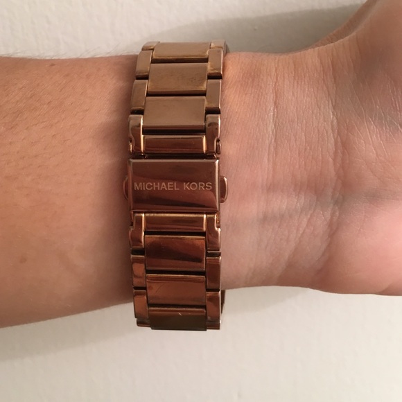 Michael Kors Rose Gold Parker Watch main image 4