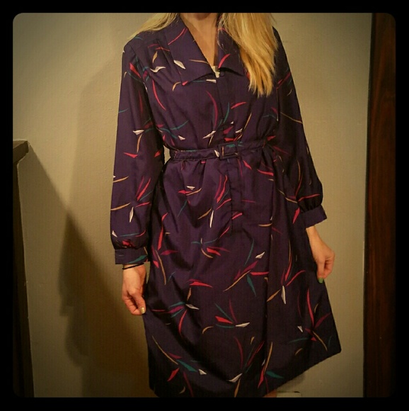 Vintage dress with lots of color