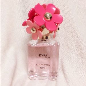 Marc Jacobs Daisy eau so fresh 2.5 FL oz.