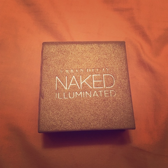 Urban Decay Naked Illuminated Highlighter