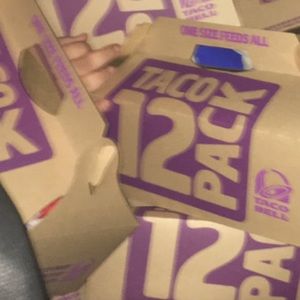 Meet your Posher, Vivian