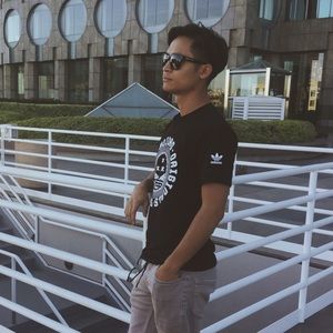 Meet your Posher, Tai