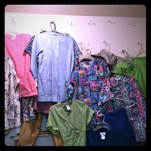 Nursing scrubs XS-Lg Bundle some with new tags