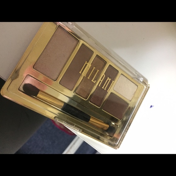 Milani eyeshadow palette