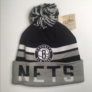 Mitchell & Ness Knitted Hat (Brooklyn Nets NBA)