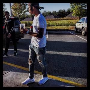 Meet your Posher, Alphonso