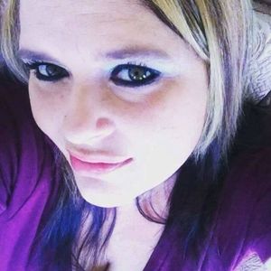 Meet your Posher, Kira