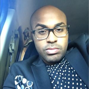 Meet your Posher, Christopher