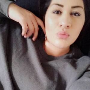 Meet your Posher, Elisa