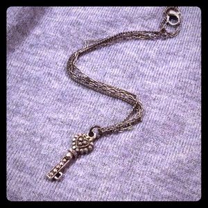 Silver tone key necklace on double chain 17" long