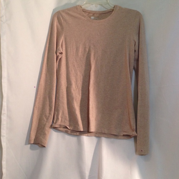 Lady's longsleeved shirt 👚