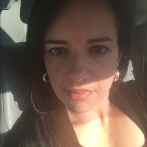 Meet your Posher, Erina