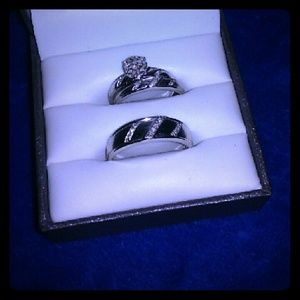 Engagement rings set
