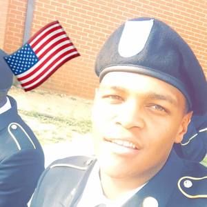 Meet your Posher, Cameron