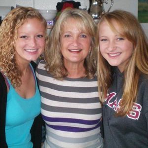 Meet your Posher, Suzanne