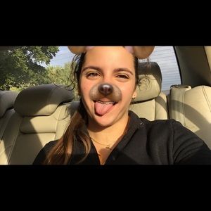 Meet your Posher, Julie